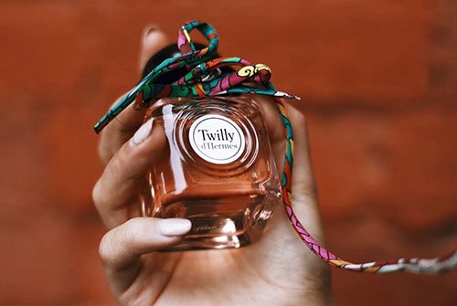 شیشه عطر تویلی د هرمس